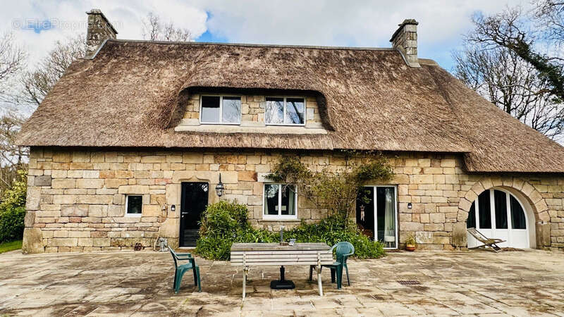 Maison à LOGONNA-DAOULAS