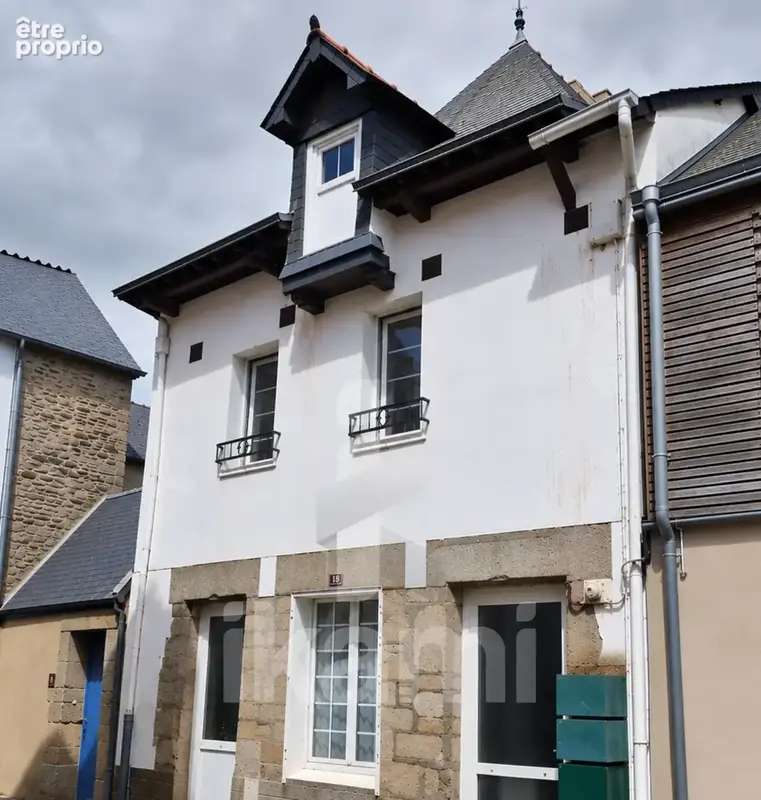 Maison à PLOERMEL