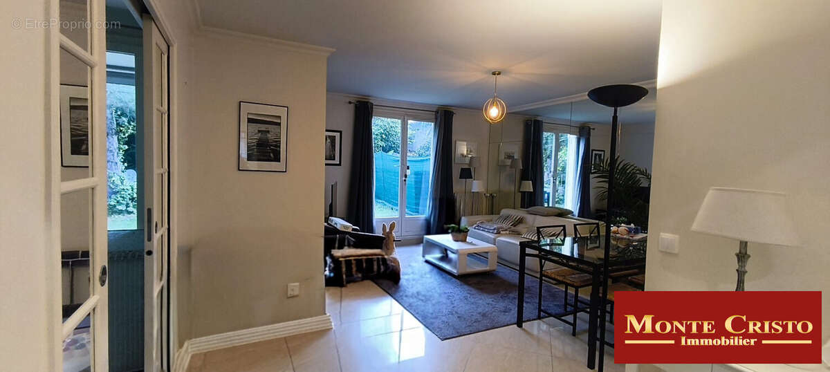 Appartement à VERSAILLES