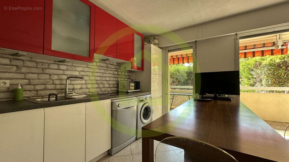 Appartement à ROQUEBRUNE-CAP-MARTIN