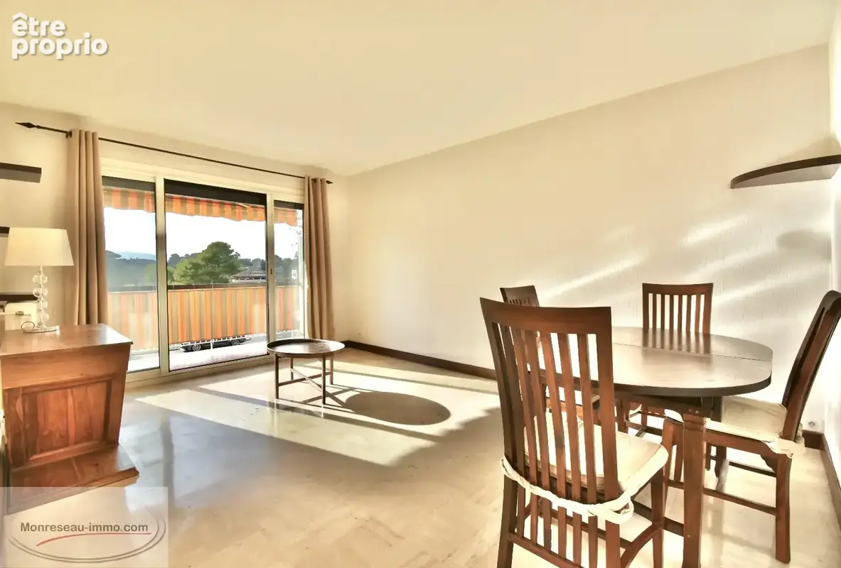 Appartement 3 pièces 58 m² à vendre à Cannes (06400) - photo 2