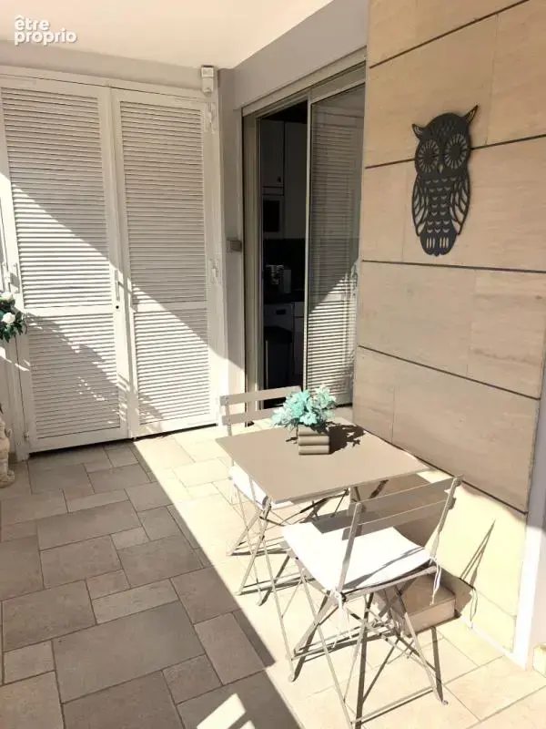 CHARBONNIERES  LES BAINS . Appartement  109m2 - 4 pièces- Avec terrasse ,cave et garage - photo 7