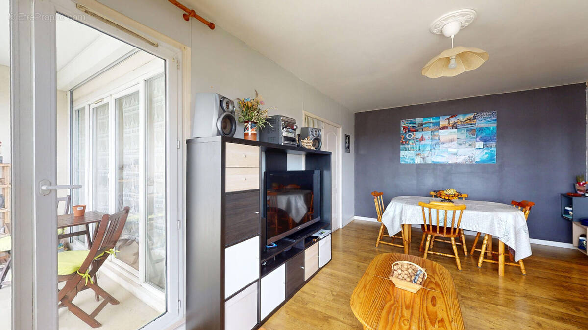 Appartement à THIAIS