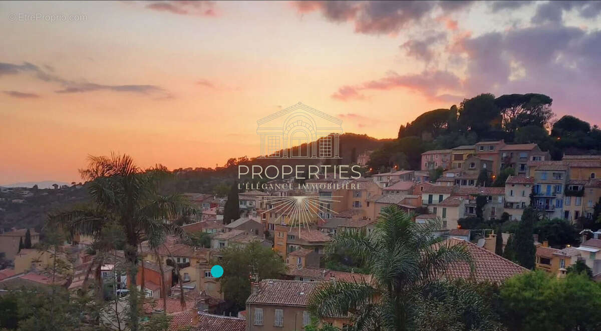 Appartement à BORMES-LES-MIMOSAS