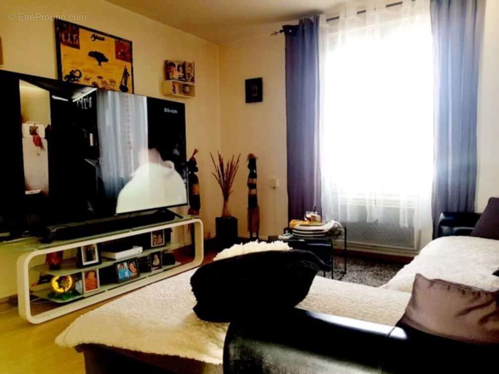 Appartement à BRUAY-LA-BUISSIERE