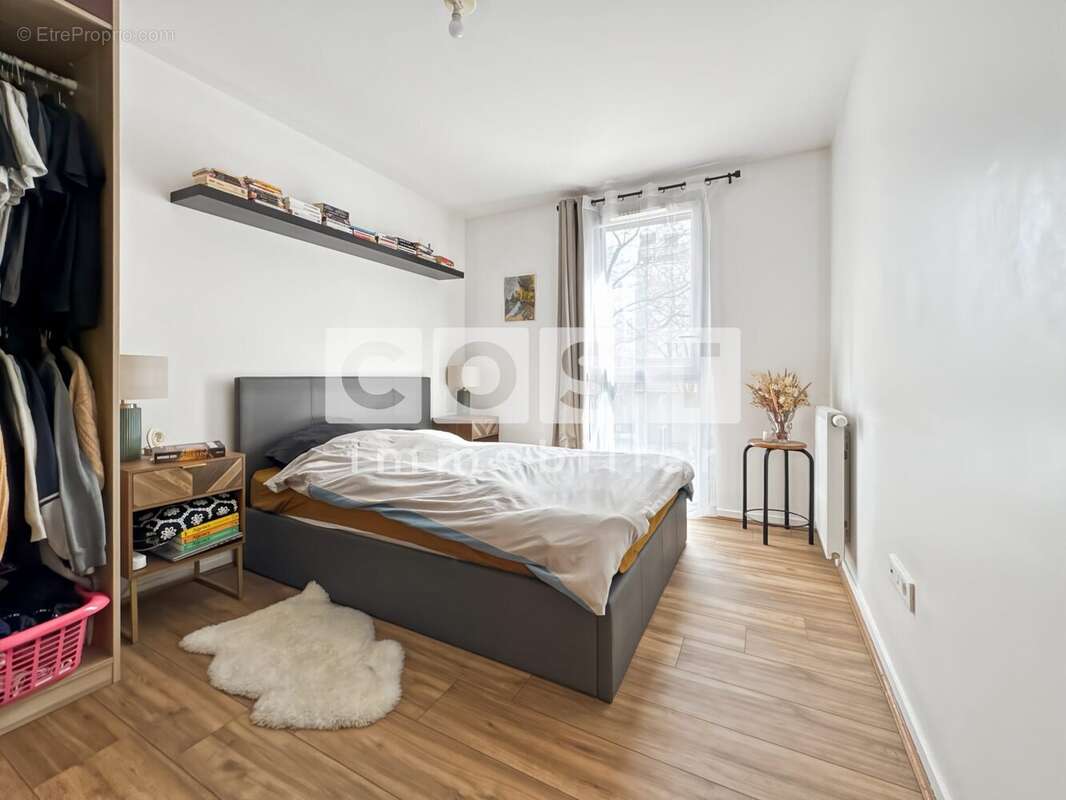Appartement à GENNEVILLIERS