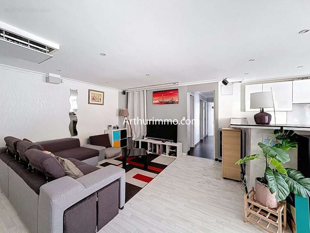 Appartement à BOISSY-SAINT-LEGER