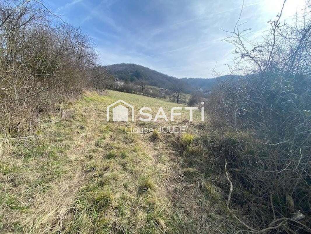 Terrain 2100 m² à Villefranche-De-Rouergue  - photo 9