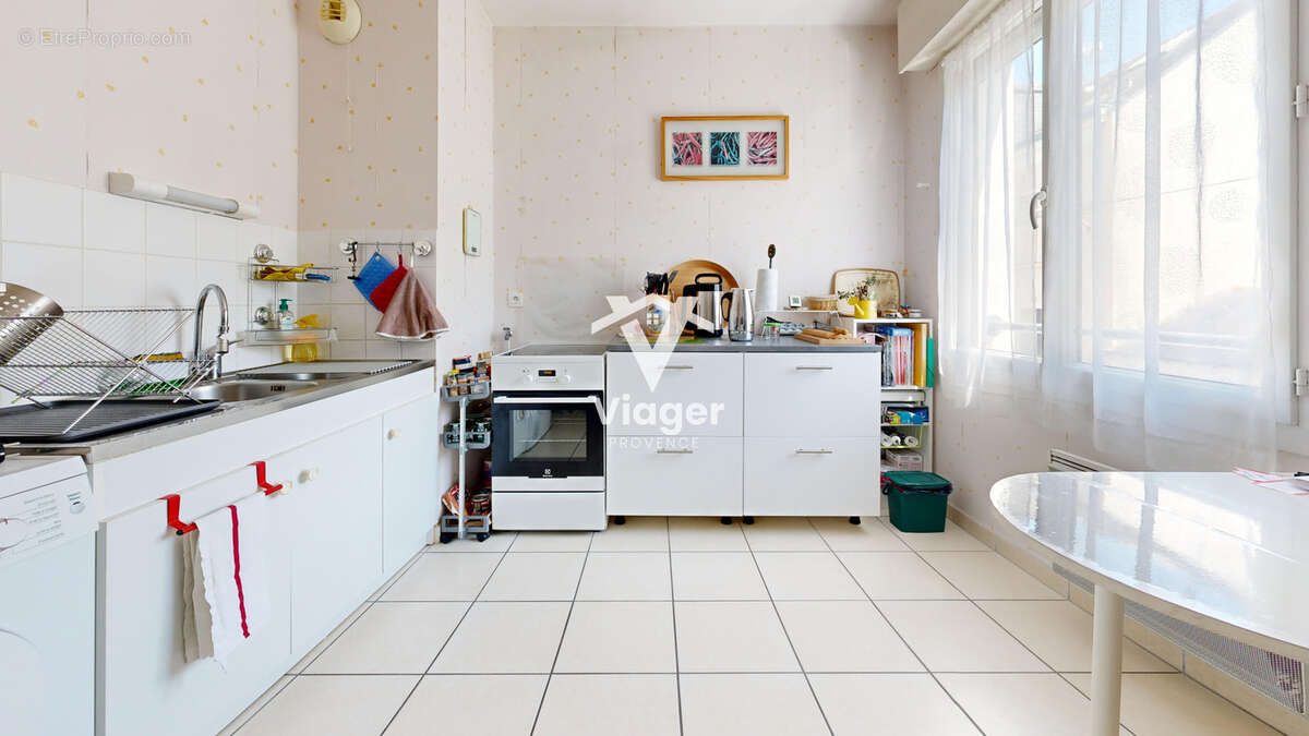 Viager libre loué à Angers - T2 59,60 m2 avec balcon et garage - photo 8