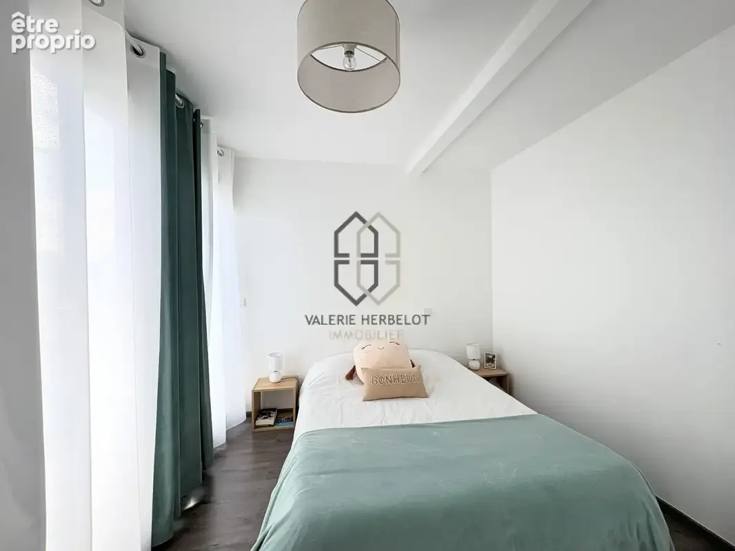 Jolie maison moderne et fonctionnelle - photo 9