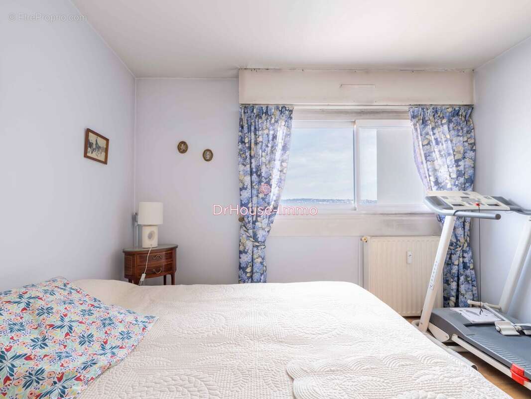 Appartement à SAINT-GRATIEN