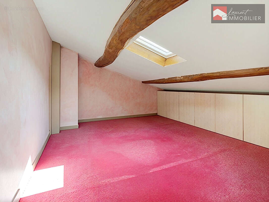 Propriété de caractère avec piscine couverte-5 chambres 01190 BOZ - photo 9