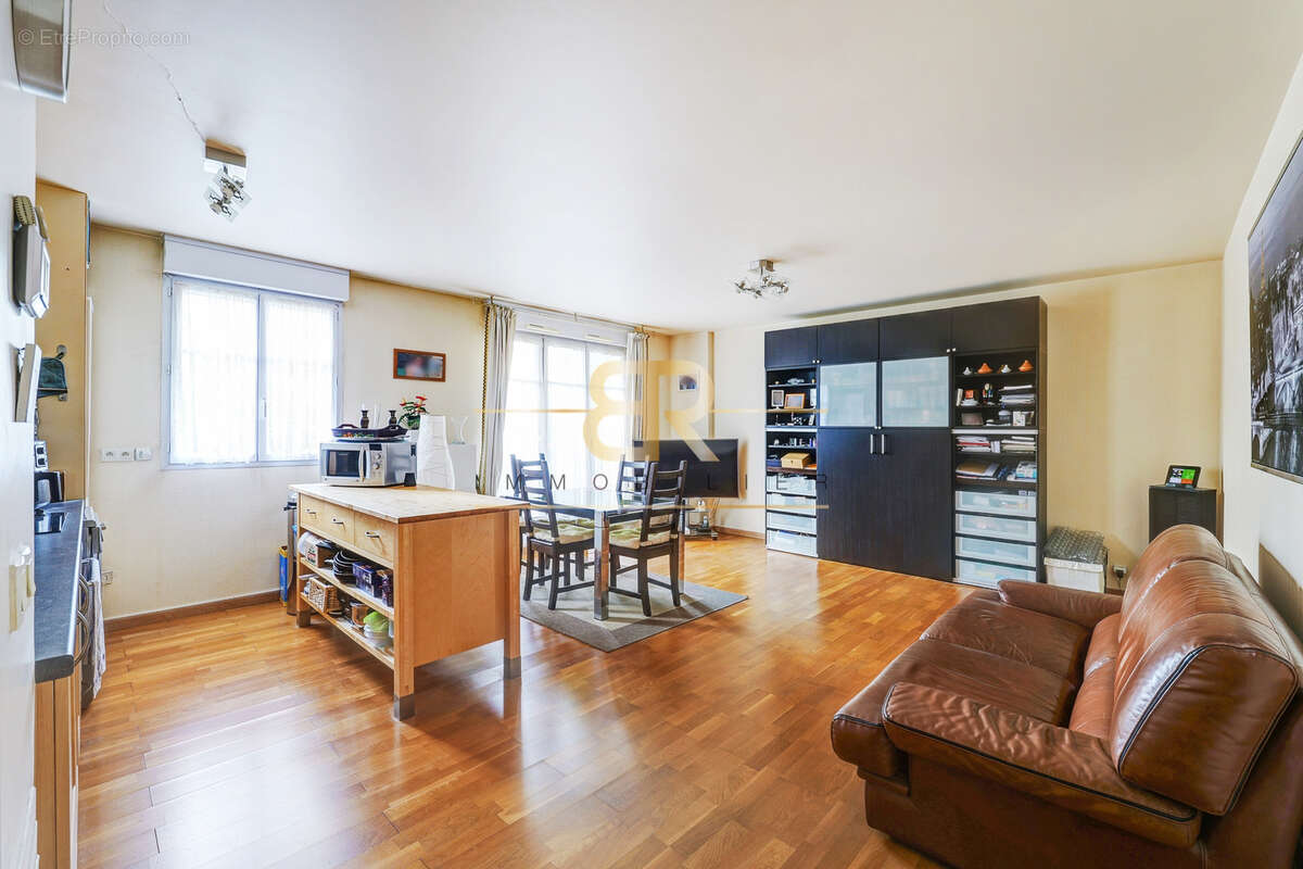 Appartement à LE PLESSIS-BOUCHARD