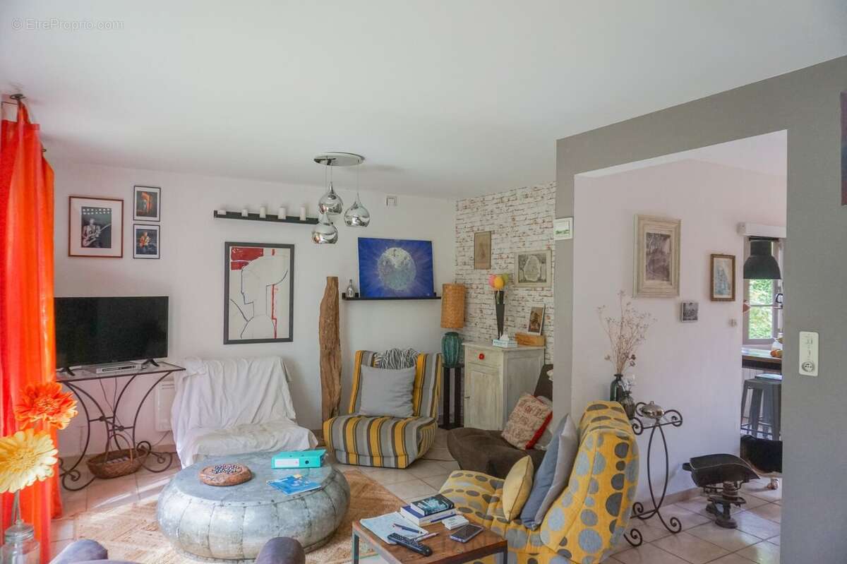 Maison à SAINT-JORY-DE-CHALAIS