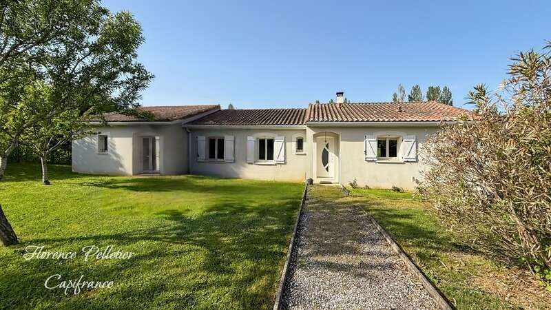 Villa moderne et familiale de plain-pied 6 pièces avec piscine proche de Cuq-Toulza (81) - photo 3