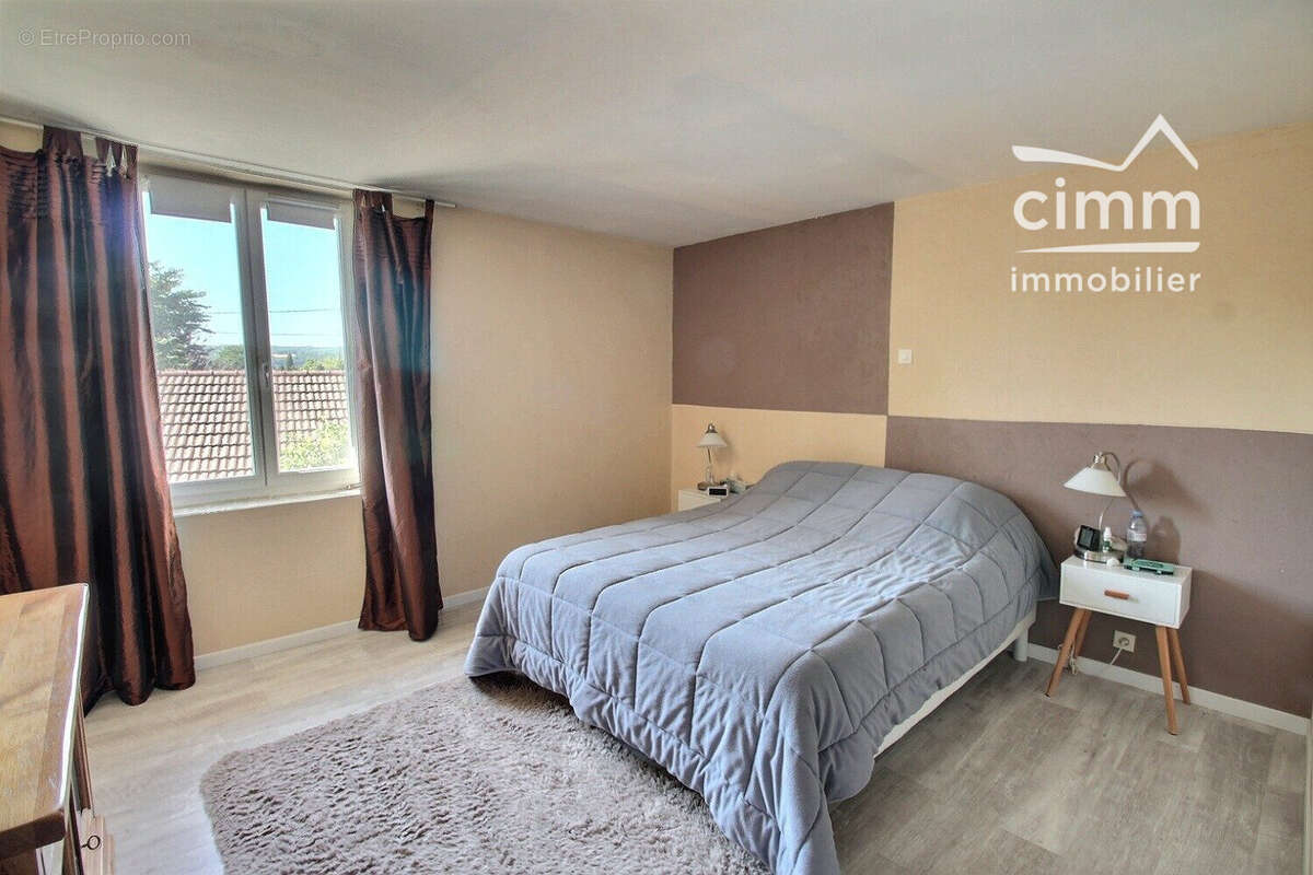 Maison 151 m² à Marcilloles  - photo 9