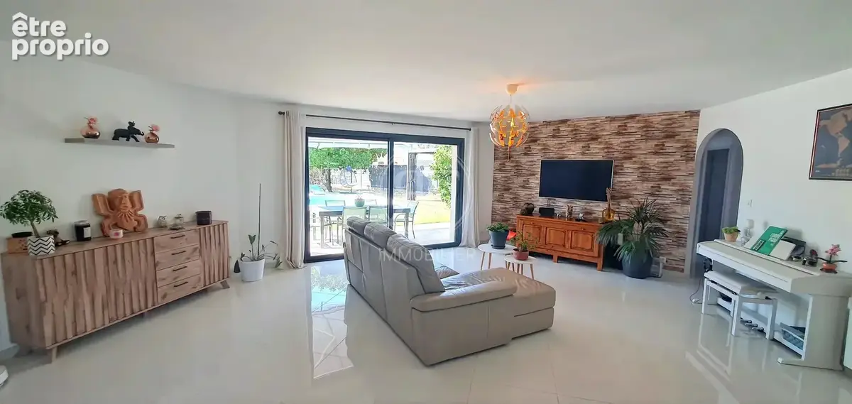 Maison contemporaine T4  - 120m² - Piscine & Jardin - photo 4