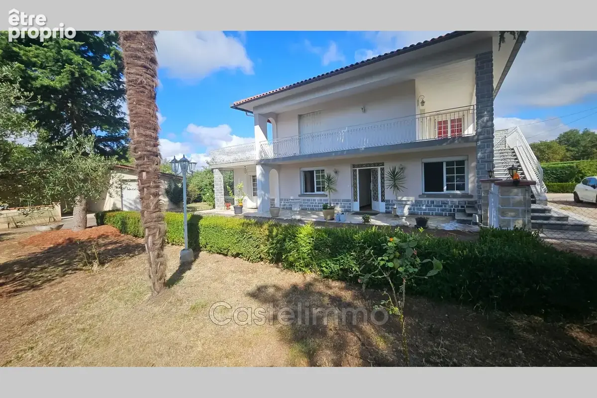Maison 230 m² à Castelsarrasin  - photo 5