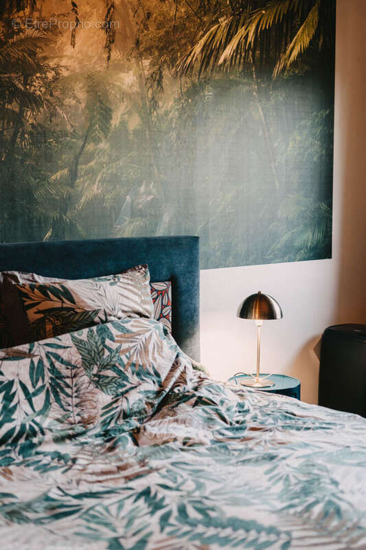 Maison à CHAUX-CHAMPAGNY