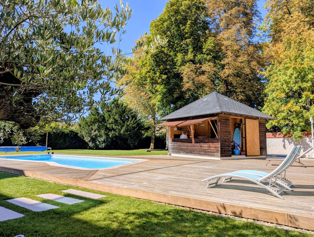 Maison à SAINT-JEAN-DE-BRAYE