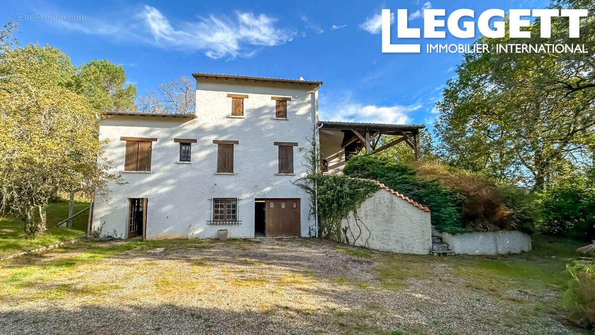 Maison à SAINT-LEON-SUR-L'ISLE