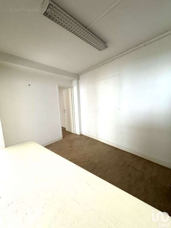 Photo 6 - Commerce à TARBES