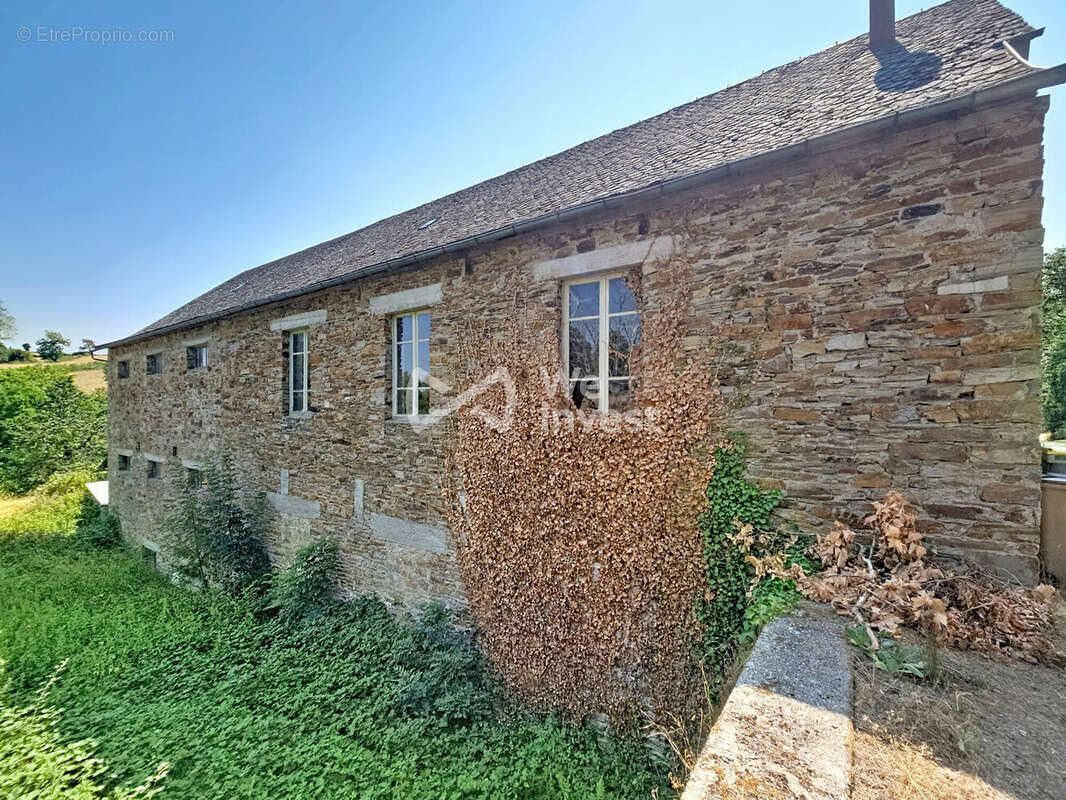 Appartement 815 m² à vendre à Camjac (12800) - photo 3