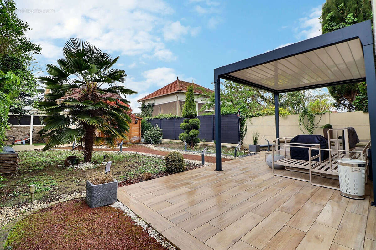 Maison à SAINT-PRIX