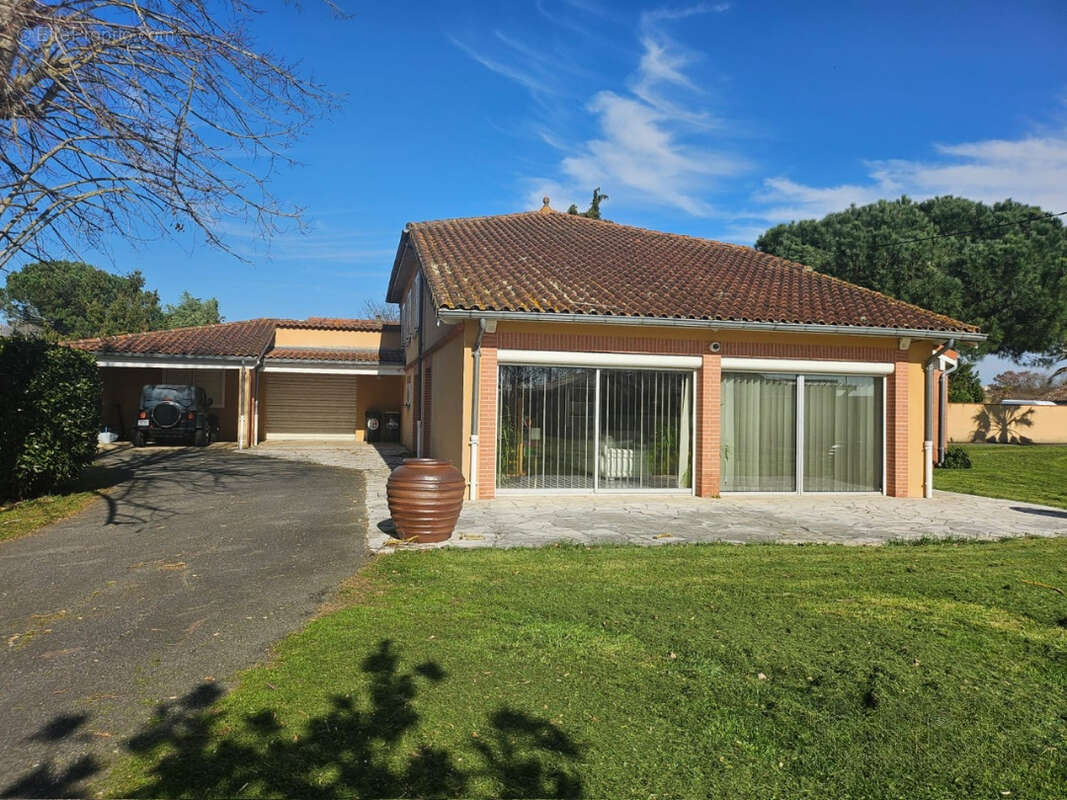 Belle maison 6 pieces avec terrain et piscine - photo 2