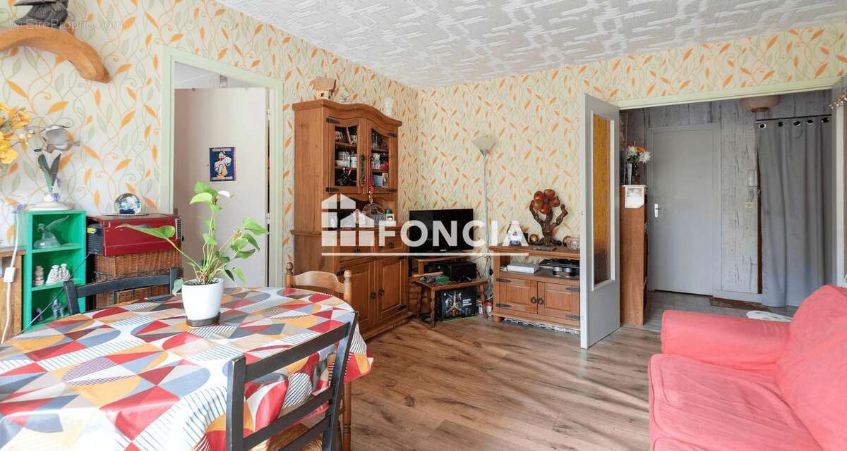 Appartement à LIMEIL-BREVANNES