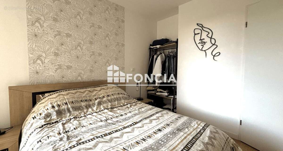 Appartement à MONTROUGE