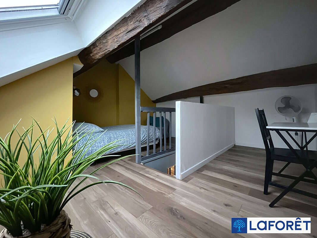 Maison à IS-SUR-TILLE