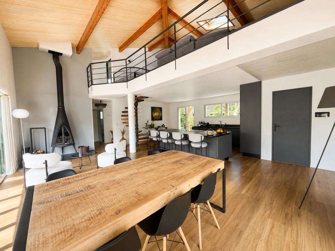Maison 170 m² à Lacanau  - photo 4