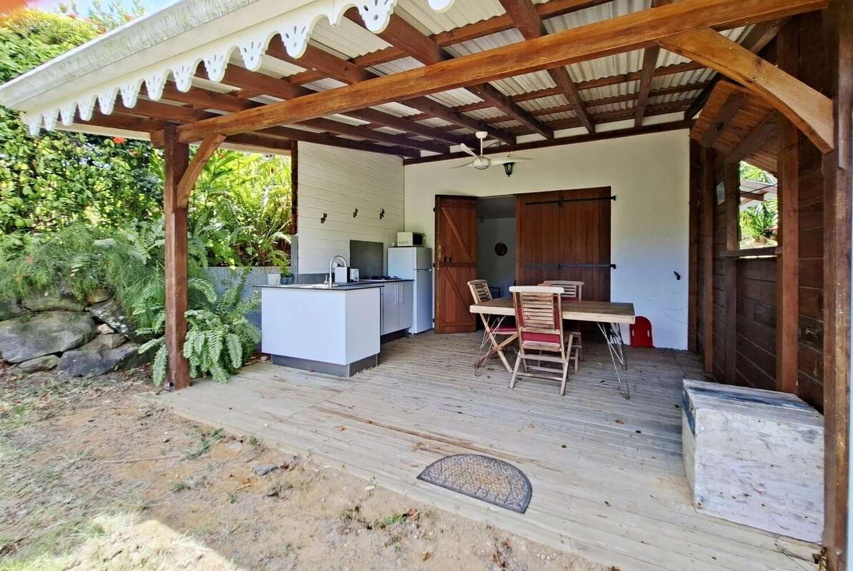 STE LUCE : Spacieuse villa T4 + Studio + piscine - photo 13