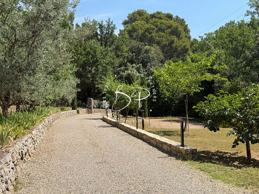 Maison à LORGUES