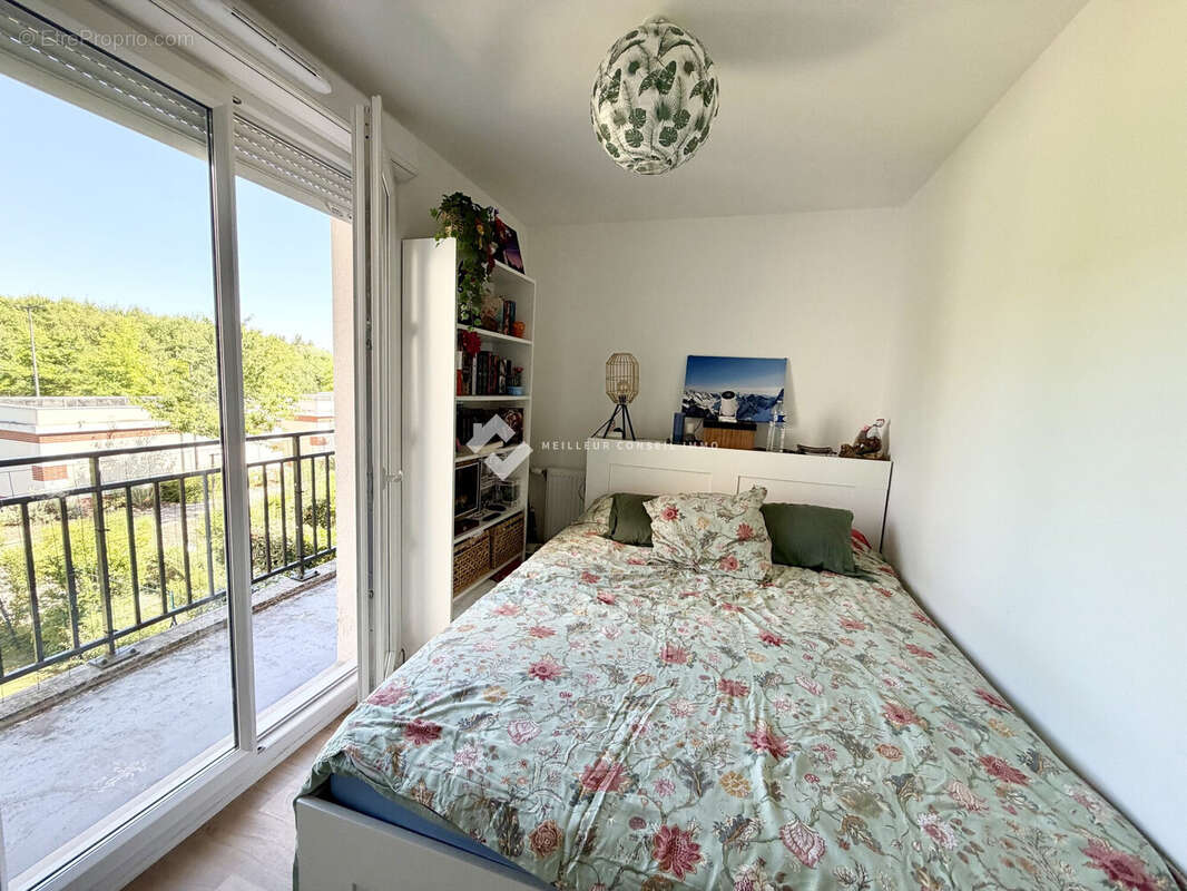 Appartement à NANDY
