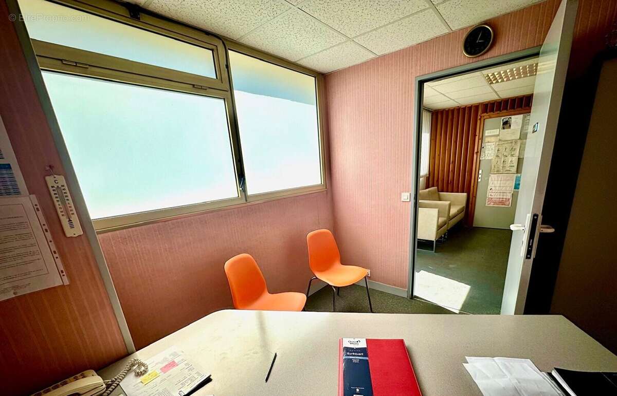 Commerce à VILLENEUVE-SAINT-GEORGES