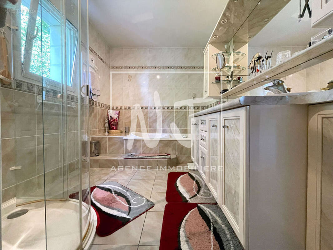 Maison à MURS-ERIGNE