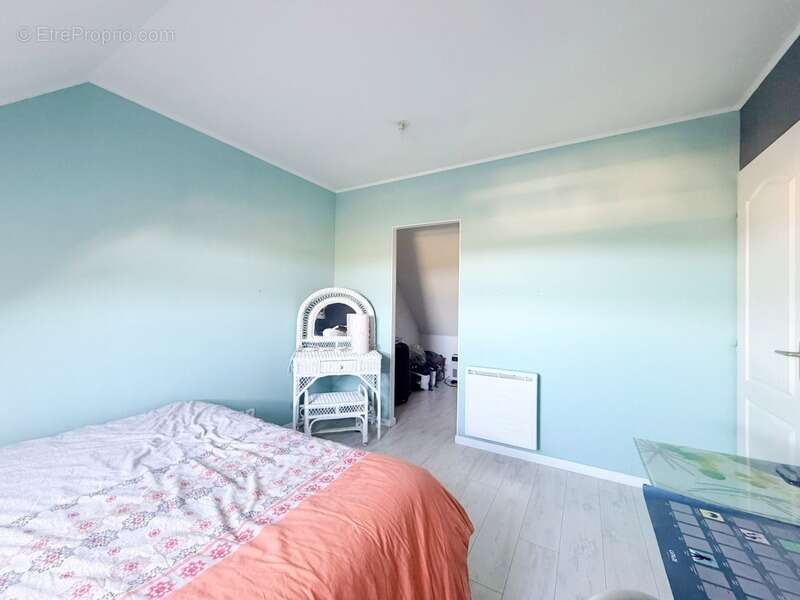 Maison à COULANS-SUR-GEE