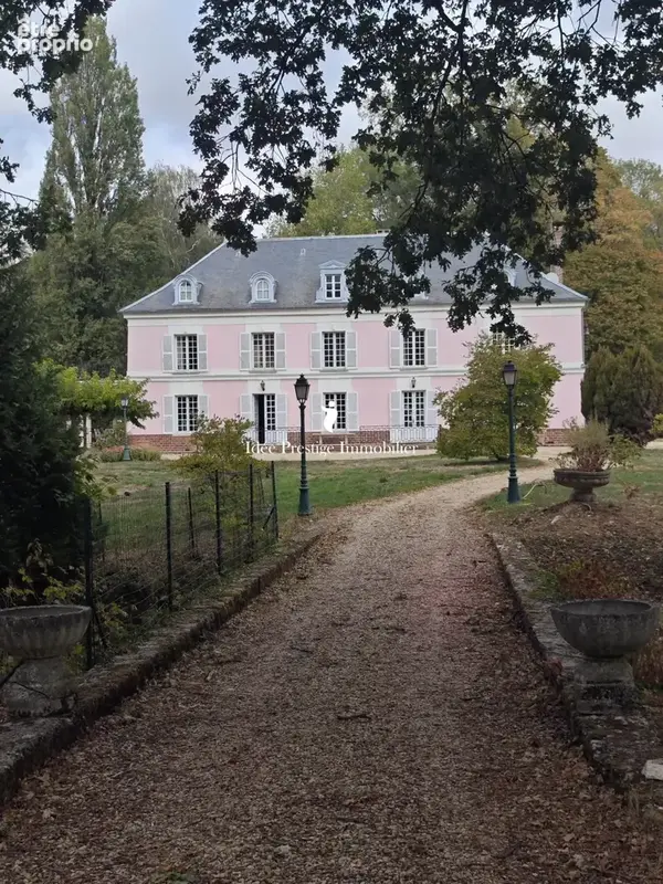 Maison 99 pièces 427 m² à vendre à Montceaux-Les-Provins (77151) - photo 2