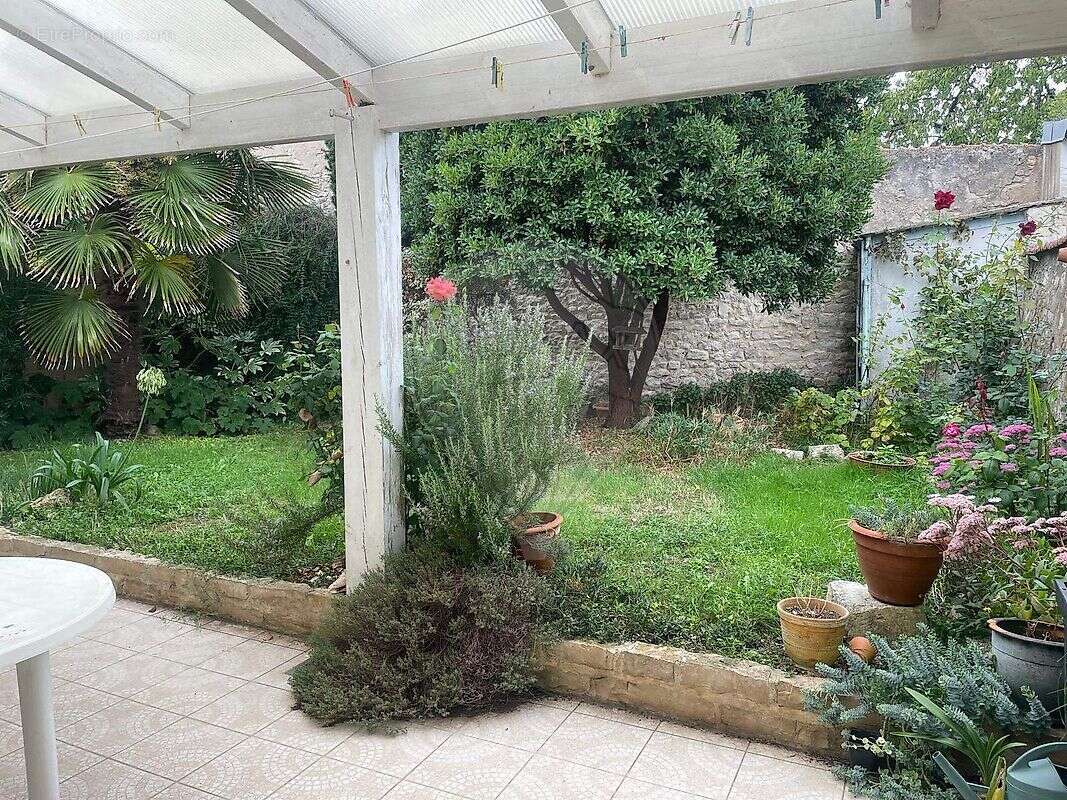 Maison à LA ROCHELLE