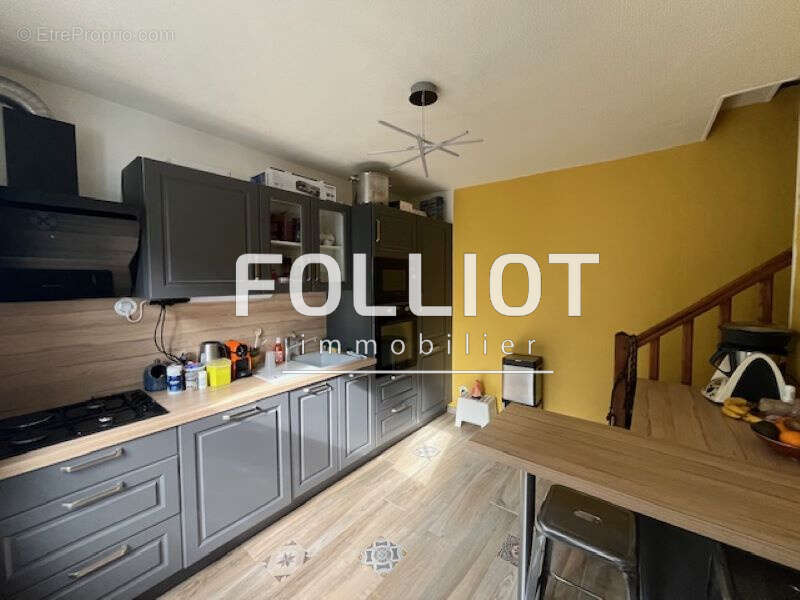 Maison à SAINT-SEVER-CALVADOS