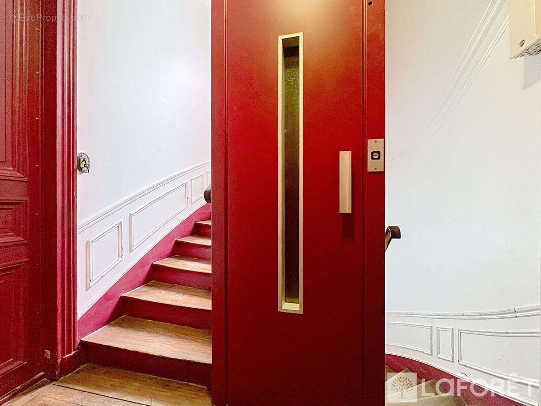 Appartement à PARIS-2E