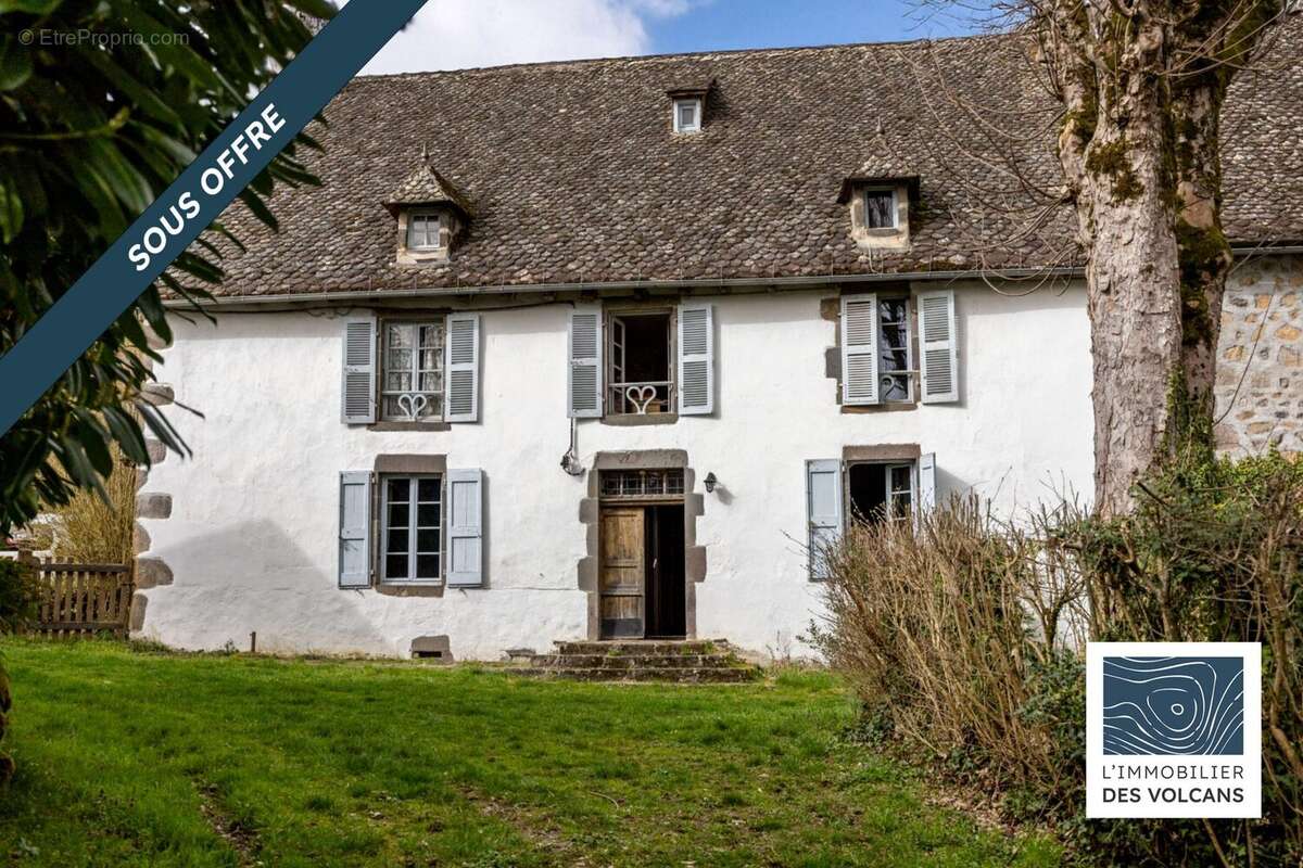Maison à PLEAUX