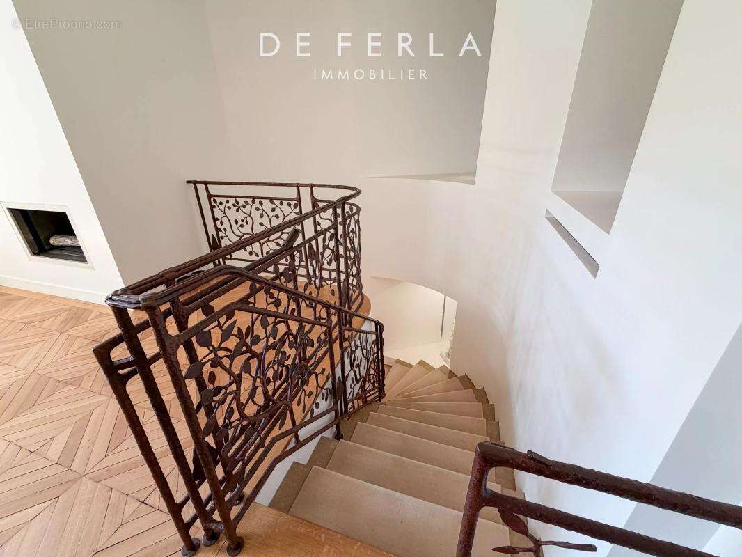 ETOILE/FOCH - Duplex d'exception avec jardin privatif - photo 8