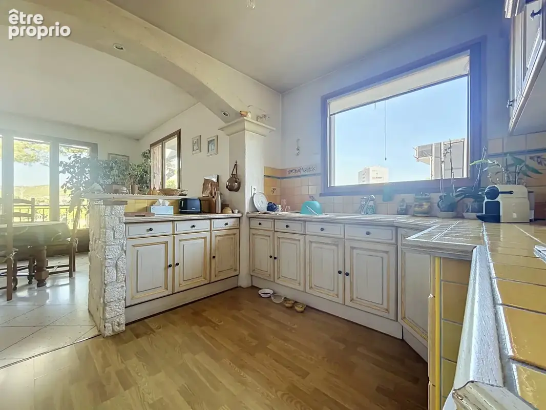 Carry-le-rouet   maison avec vue dégagée + 2 appartements - potentiel locatif - photo 6