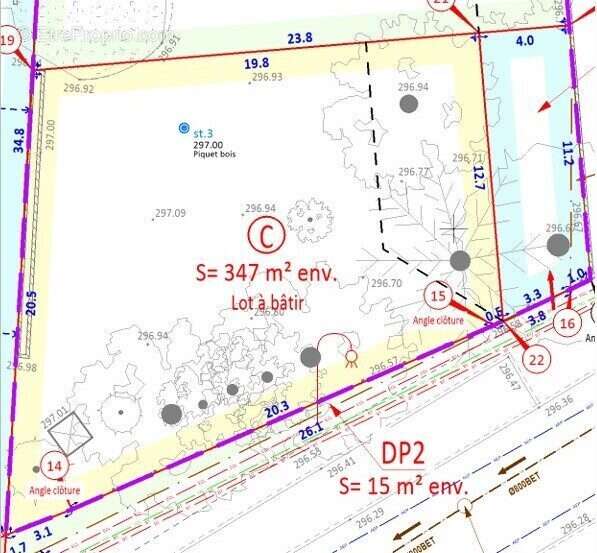 Terrain à AMBERIEUX-EN-DOMBES