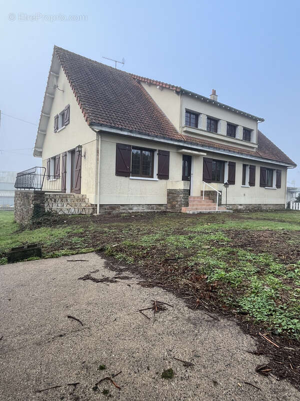 Maison à BRESSUIRE