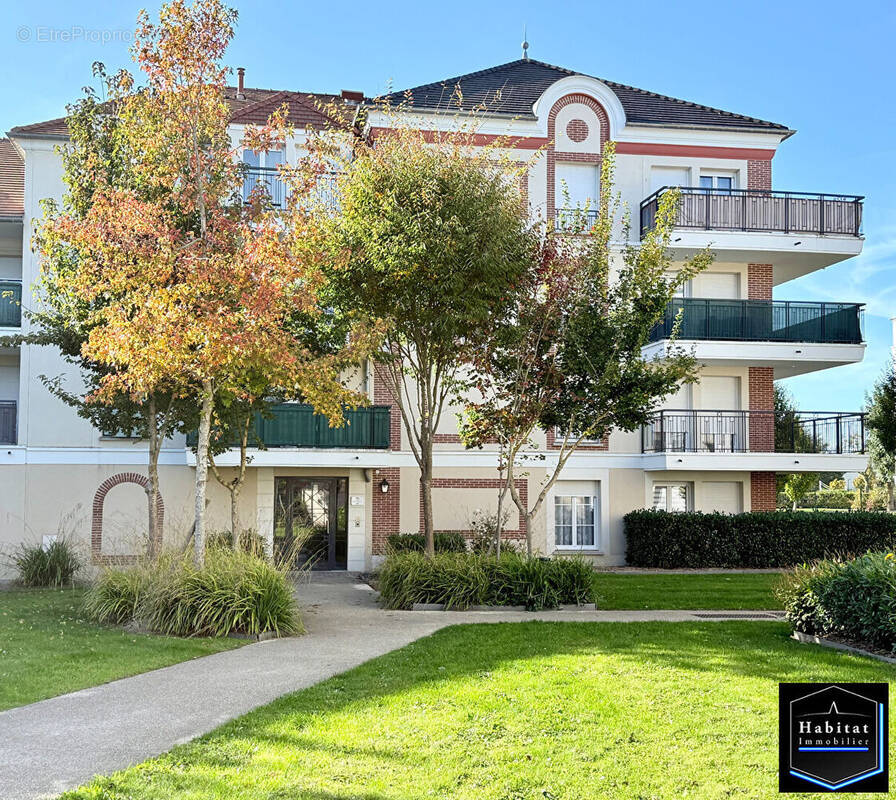 Appartement à LE PLESSIS-BELLEVILLE