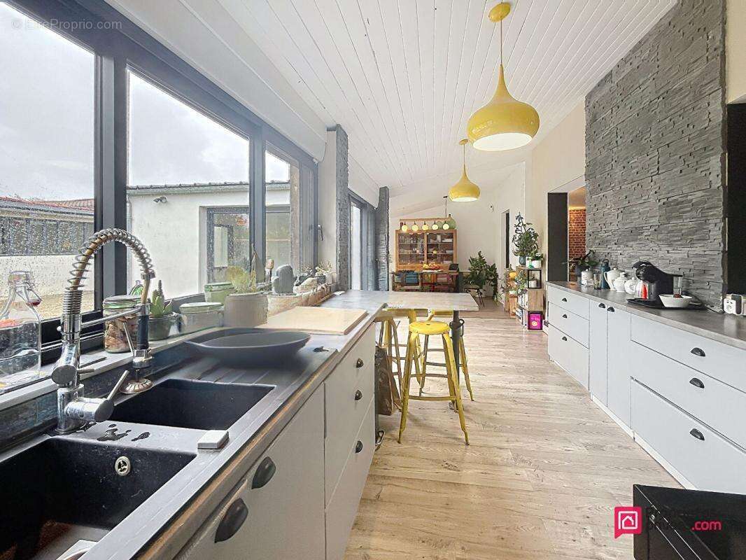 Maison à SAINT-XANDRE